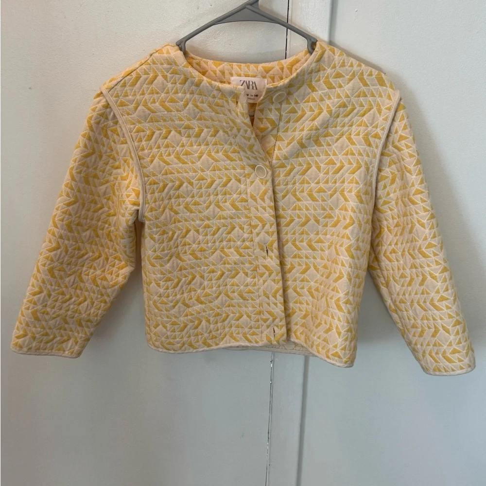 Zara Kids Light Yellow Patterned Puffer Jacket